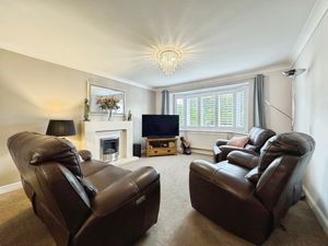 Lounge- click for photo gallery